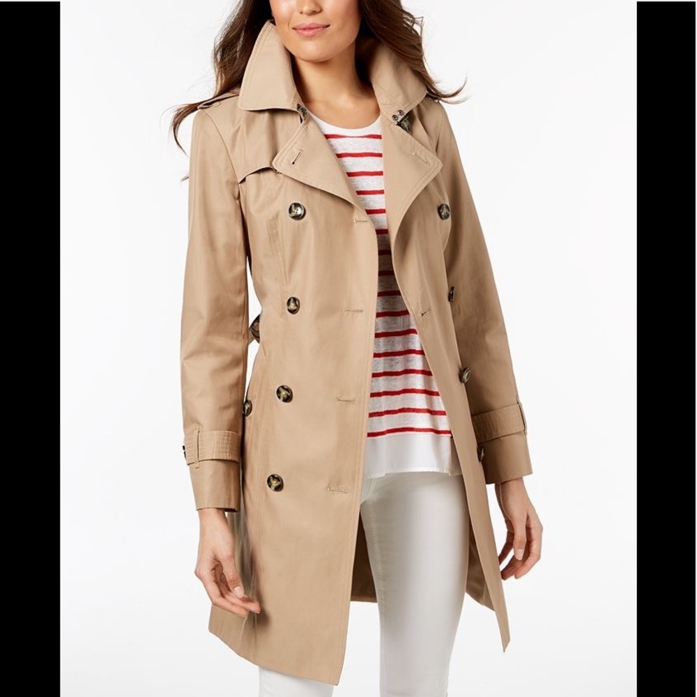 Double breasted belted trench coat